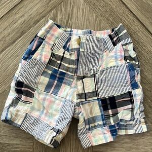 Janie and Jack boy patch shorts 6-12
months